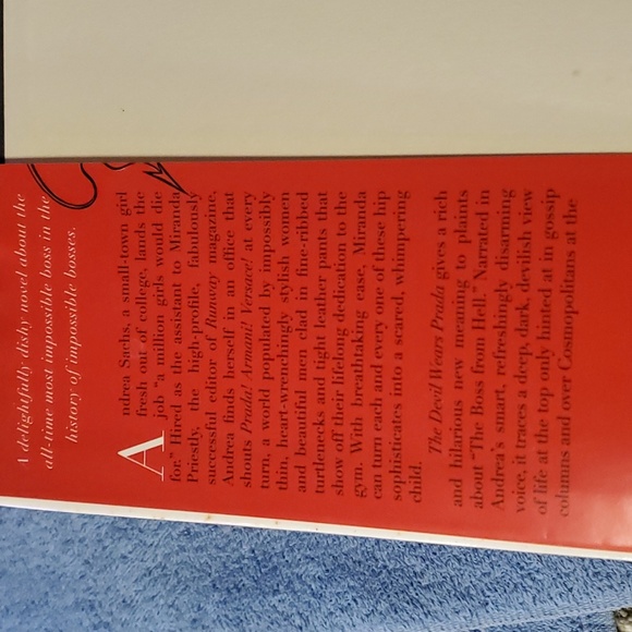 The devil wears Prada book - Picture 4 of 4